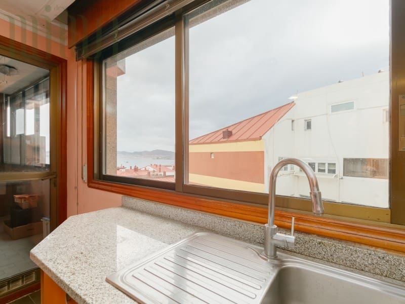 Piso de 5 habitaciones en Vigo en venta con garaje - 399.000 € (Ref: 9276592)
