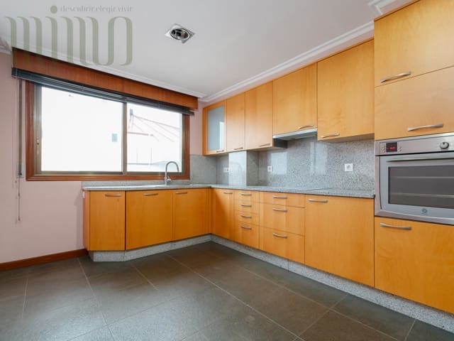 5 soverom Leilighet til salgs i Vigo med garasje - € 399 000 (Ref: 9276592)