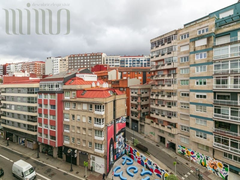 Piso de 5 habitaciones en Vigo en venta con garaje - 399.000 € (Ref: 9276592)