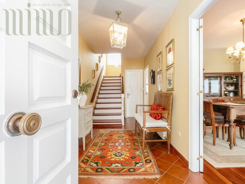 4 sypialnia Willa na sprzedaż w Moana z basenem garażem - 647 000 € (Ref: 9276593)