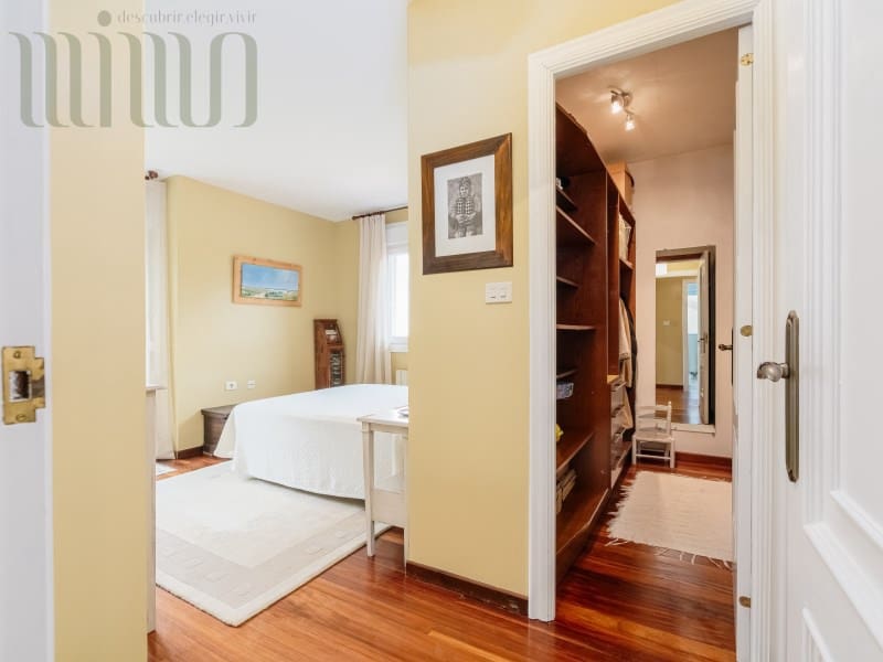 4 sypialnia Willa na sprzedaż w Moana z basenem garażem - 647 000 € (Ref: 9276593)