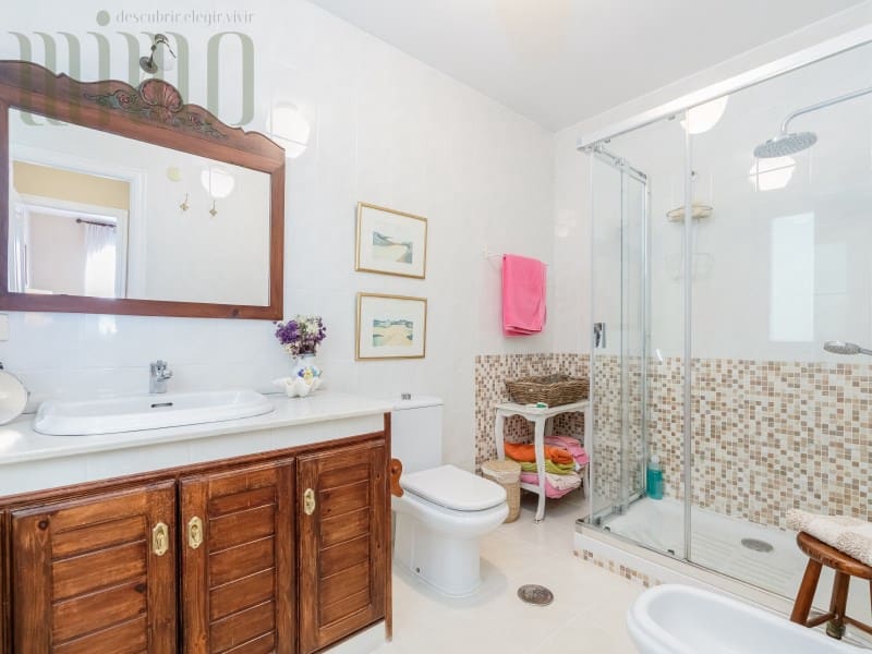 4 sypialnia Willa na sprzedaż w Moana z basenem garażem - 647 000 € (Ref: 9276593)