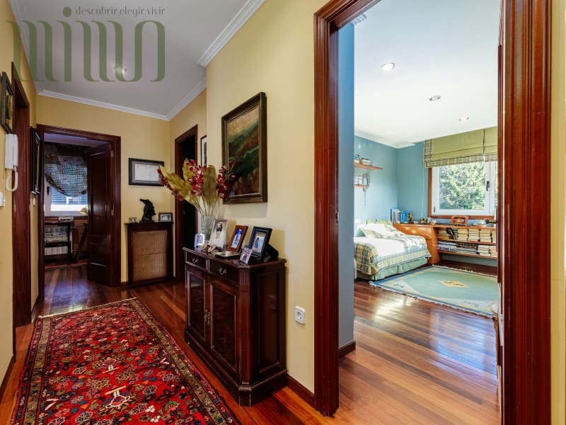 4 soverom Villa til salgs i Vigo med svømmebasseng garasje - € 650 000 (Ref: 9296777)