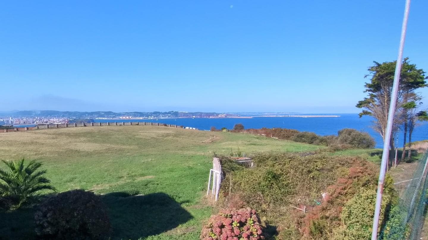 Mark till salu i Gijon - 1 000 000 € (Ref: 9314311)