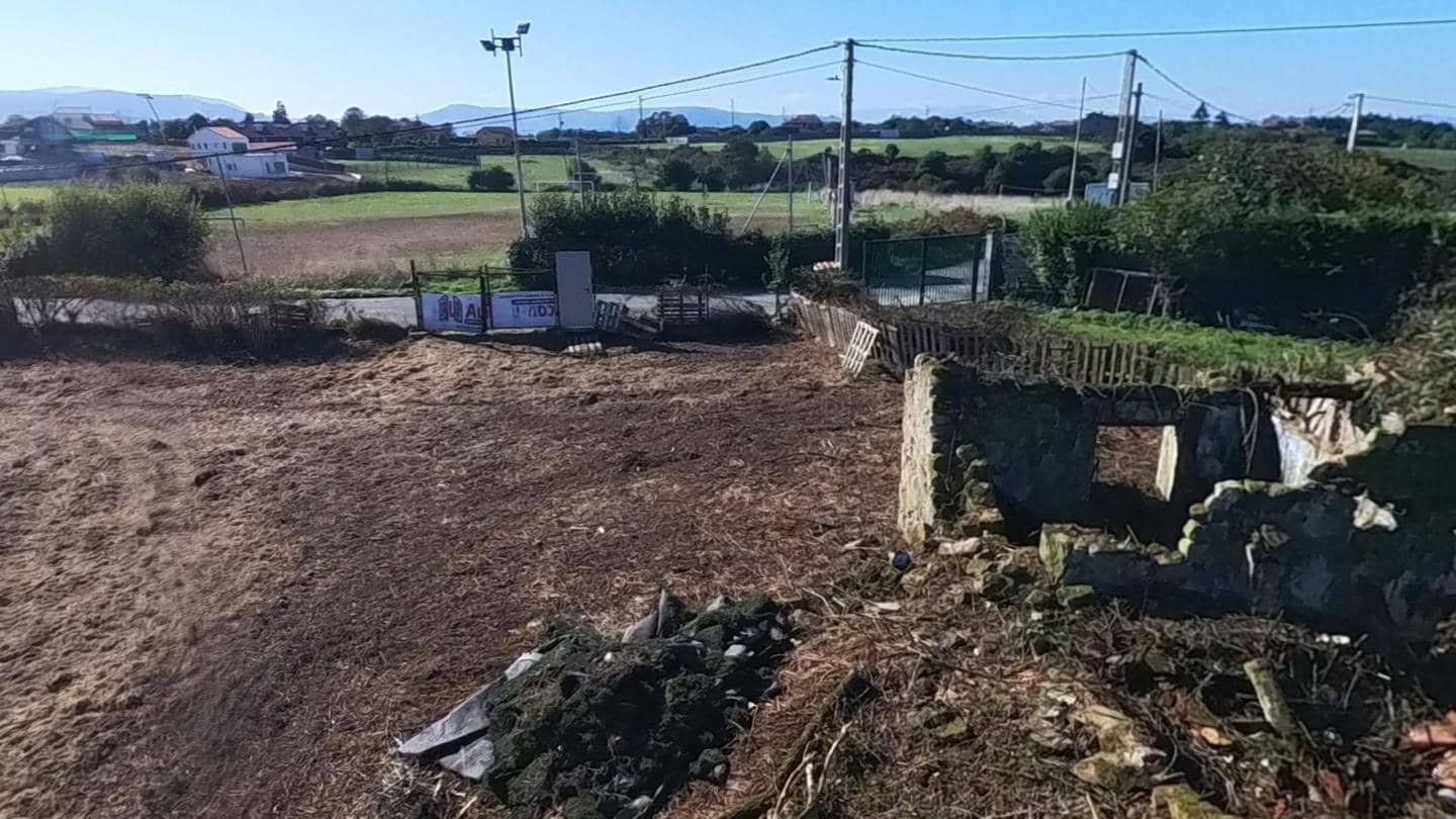 Mark till salu i Gijon - 1 000 000 € (Ref: 9314311)