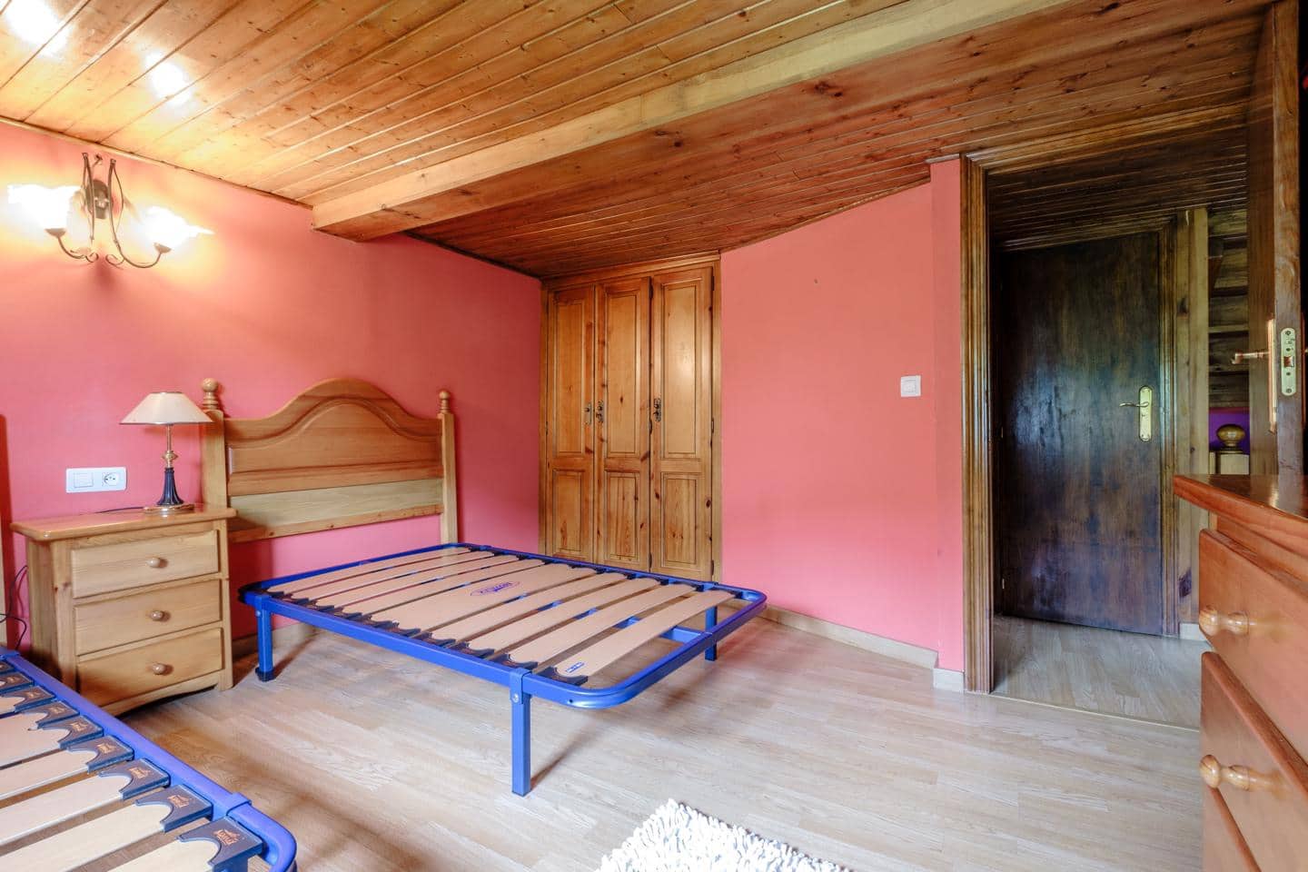 3 bedroom Finca/Country House for sale in Infiesto - € 104,000 (Ref: 9314314)