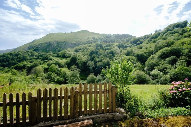 3 soveværelse Finca/Landehus til salg i Infiesto, Piloña - € 104.000 (Ref: 9314314)