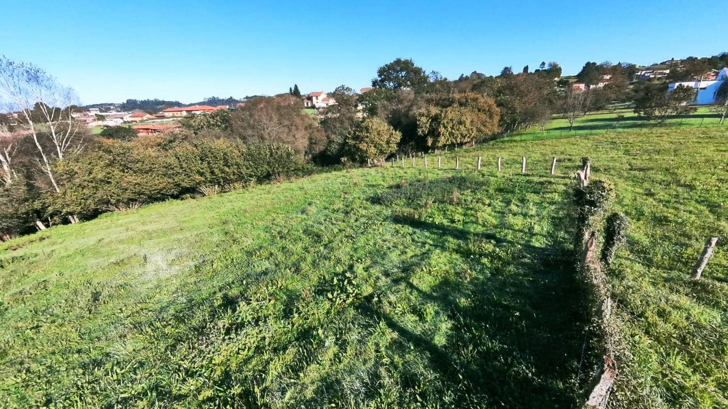 Grunde uden byggetilladelser til salg i Siero - € 35.000 (Ref: 9314317)