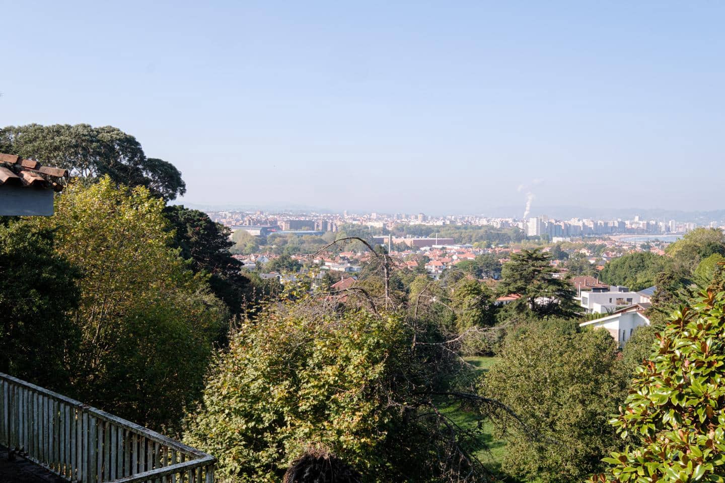 7 bedroom Villa for sale in Gijon with garage - € 1,075,000 (Ref: 9371432)