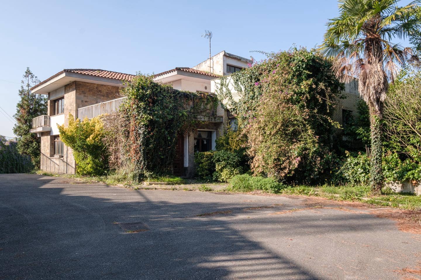 7 bedroom Villa for sale in Gijon with garage - € 1,075,000 (Ref: 9371432)