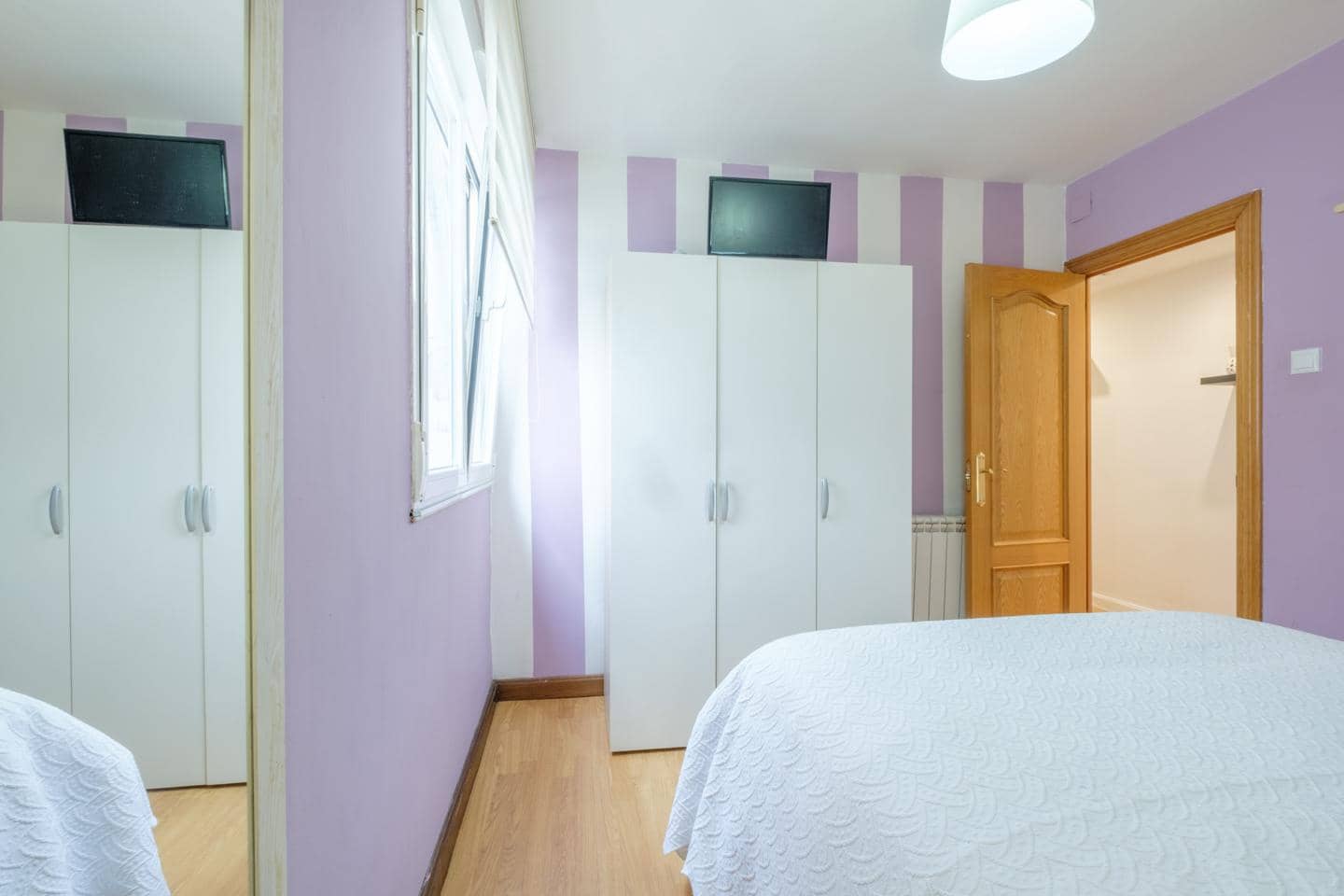 3 bedroom Flat for sale in Gijon - € 165,000 (Ref: 9500163)