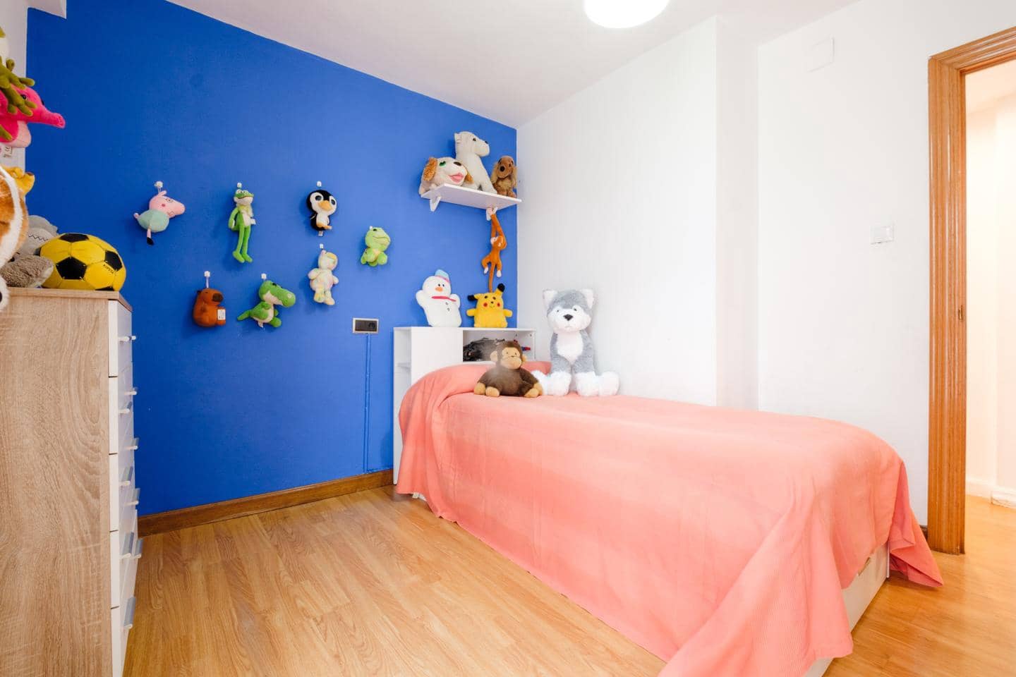 3 bedroom Flat for sale in Gijon - € 165,000 (Ref: 9500163)