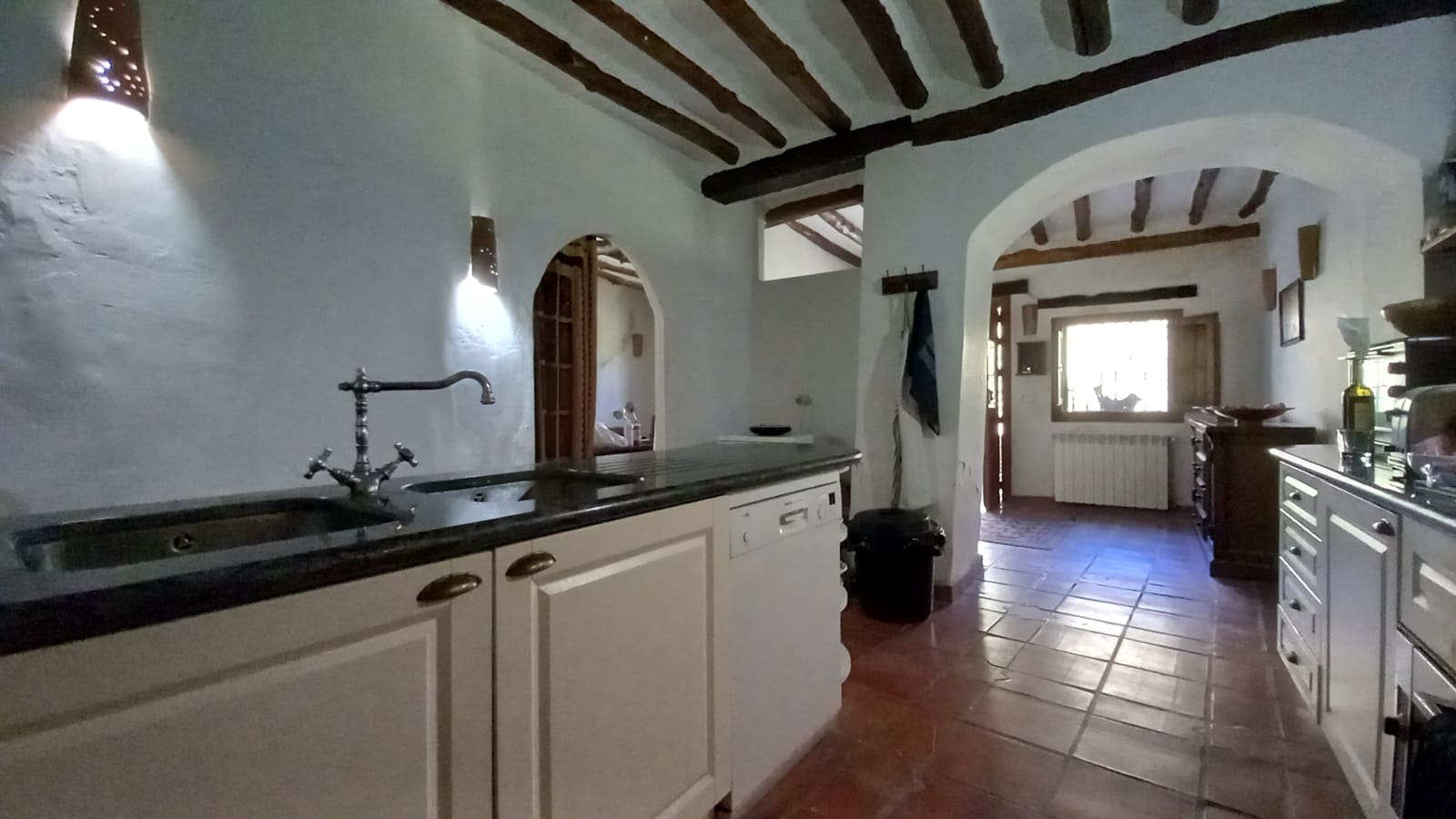 8 sypialnia Dom na sprzedaż w Castaras z garażem - 270 000 € (Ref: 9265631)