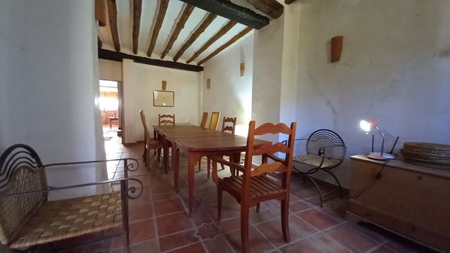 8 sypialnia Dom na sprzedaż w Cástaras z garażem - 270 000 € (Ref: 9265631)