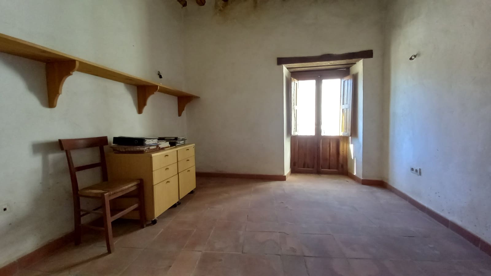 8 sypialnia Dom na sprzedaż w Castaras z garażem - 270 000 € (Ref: 9265631)