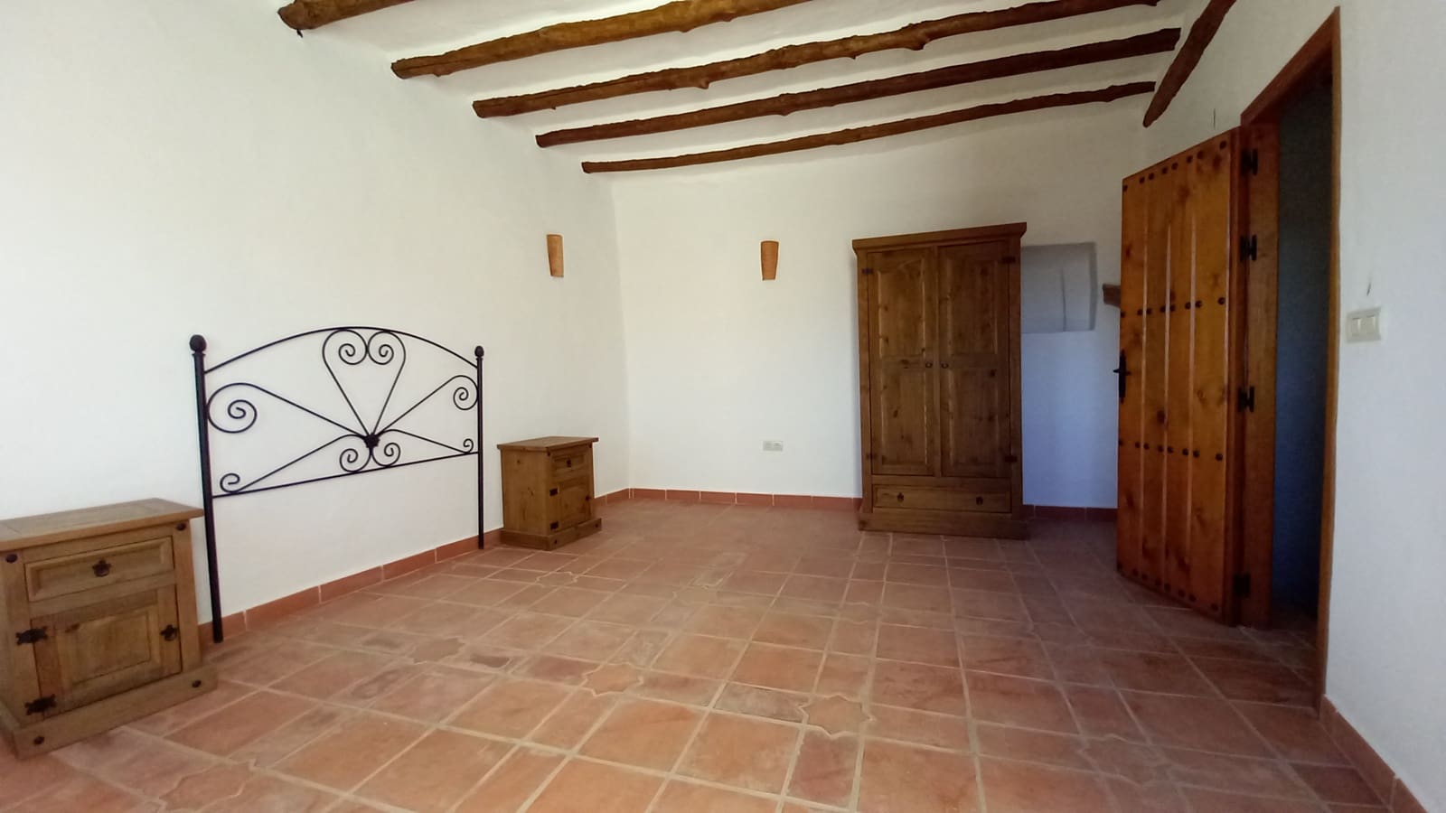 8 sypialnia Dom na sprzedaż w Castaras z garażem - 270 000 € (Ref: 9265631)