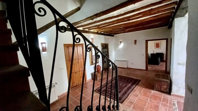 8 sypialnia Dom na sprzedaż w Cástaras z garażem - 270 000 € (Ref: 9265631)