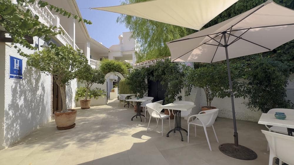 7 soveværelse Restaurant/Bar til salg i Nerja med garage - € 2.770.000 (Ref: 9279585)