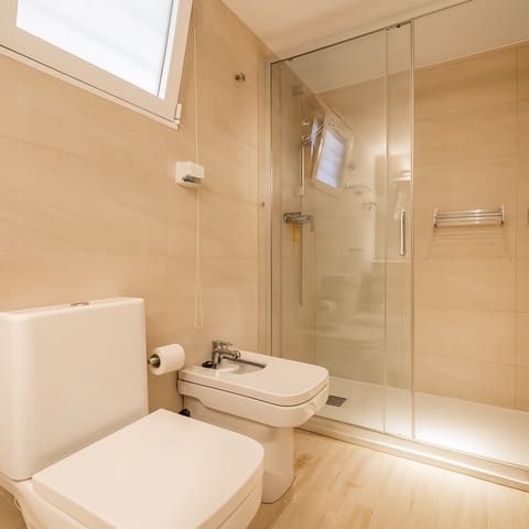 3 quarto Apartamento para venda em Playa de San Juan, Alicante cidade com piscina garagem - 449 000 € (Ref: 9449919)