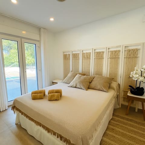 3 quarto Moradia para venda em Venta Lanuza, El Campello com piscina - 590 000 € (Ref: 9452936)