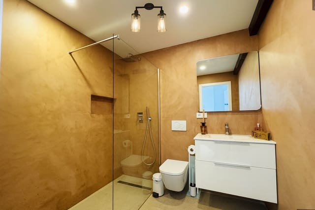 3 quarto Moradia para venda em Venta Lanuza, El Campello com piscina - 590 000 € (Ref: 9452936)