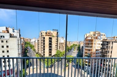 3 slaapkamer Flat te koop in Plaça dels Patins, Palma de Mallorca met garage - € 1.095.000 (Ref: 10185420)