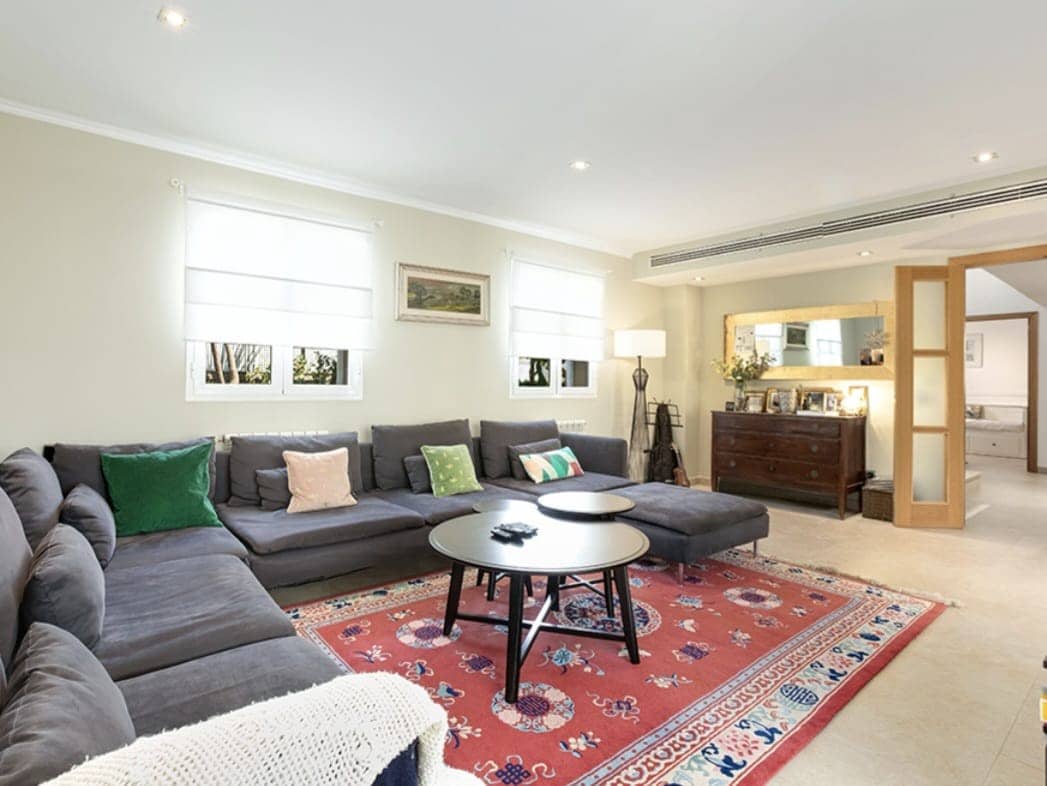 4 soverom Villa til salgs i Palma de Mallorca med svømmebasseng garasje - € 1 475 000 (Ref: 9271408)