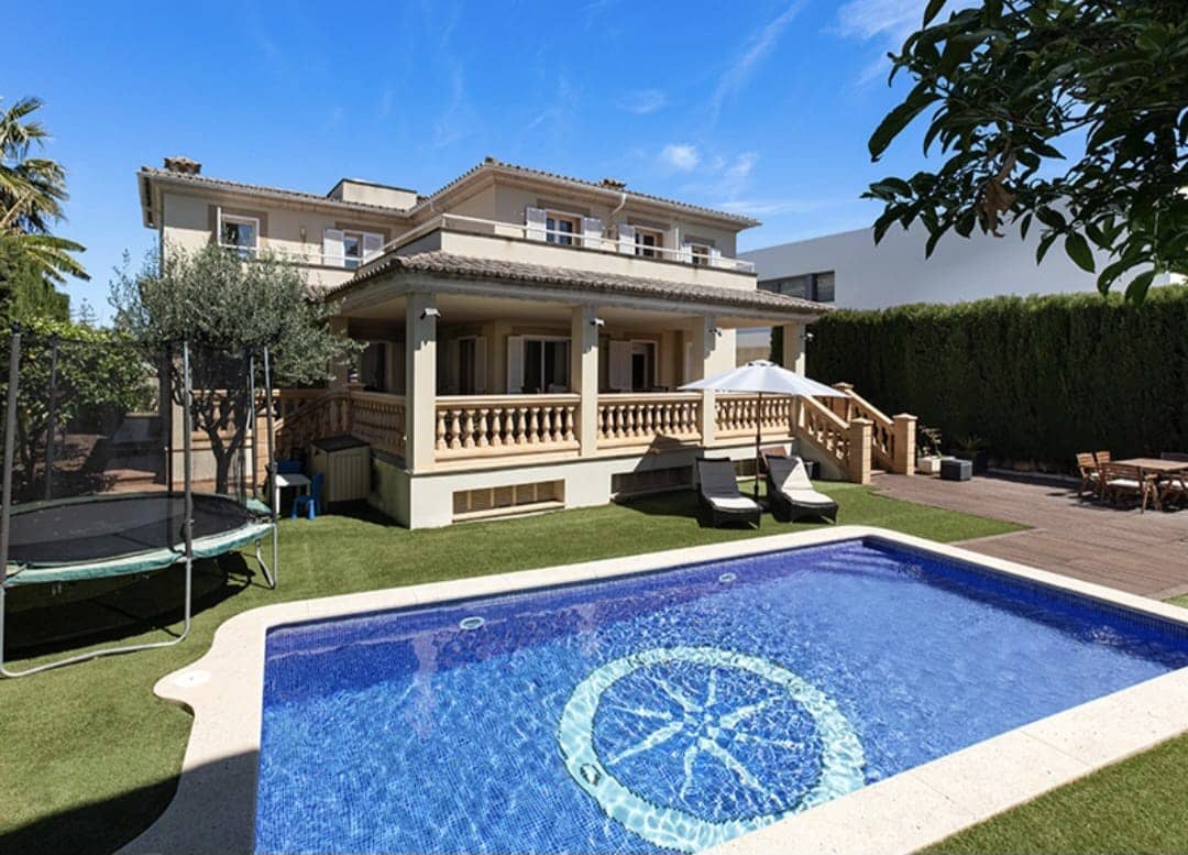 4 soverom Villa til salgs i Palma de Mallorca med svømmebasseng garasje - € 1 475 000 (Ref: 9271408)