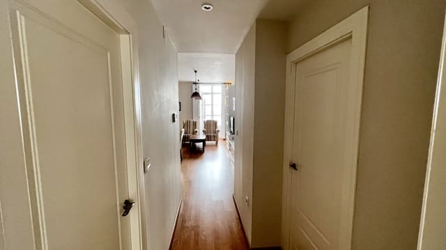 Piso de 2 habitaciones en Cartagena Ciudad, Cartagena en alquiler - 750 € (Ref: 9369148)