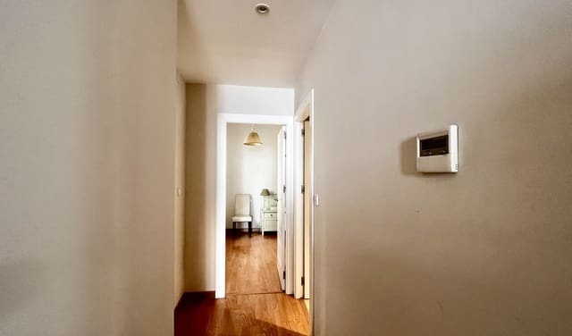 Piso de 2 habitaciones en Cartagena Ciudad, Cartagena en alquiler - 750 € (Ref: 9369148)