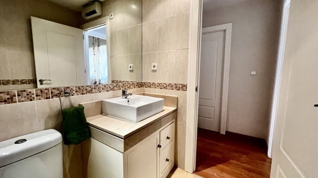 Piso de 2 habitaciones en Cartagena Ciudad, Cartagena en alquiler - 750 € (Ref: 9369148)
