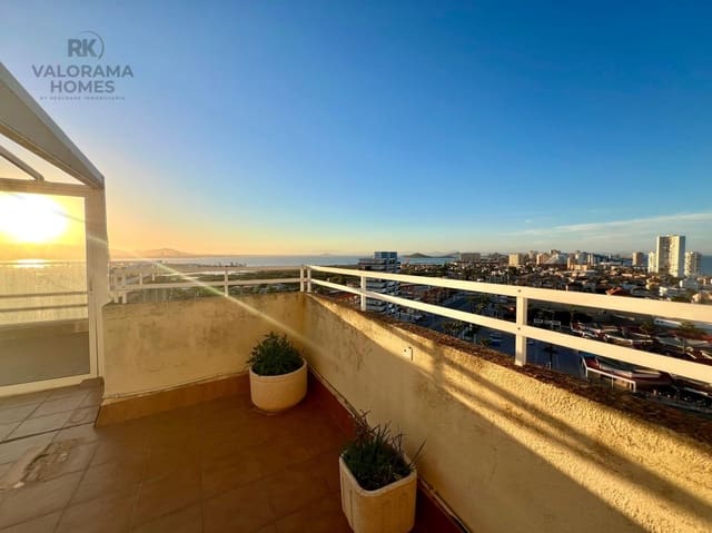 4 sovrum Lägenhet till salu i La Manga del Mar Menor med pool - 325 000 € (Ref: 9428177)