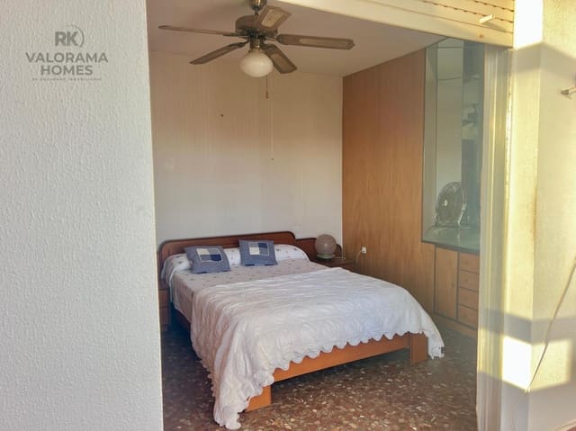 4 sovrum Lägenhet till salu i La Manga del Mar Menor med pool - 325 000 € (Ref: 9428177)