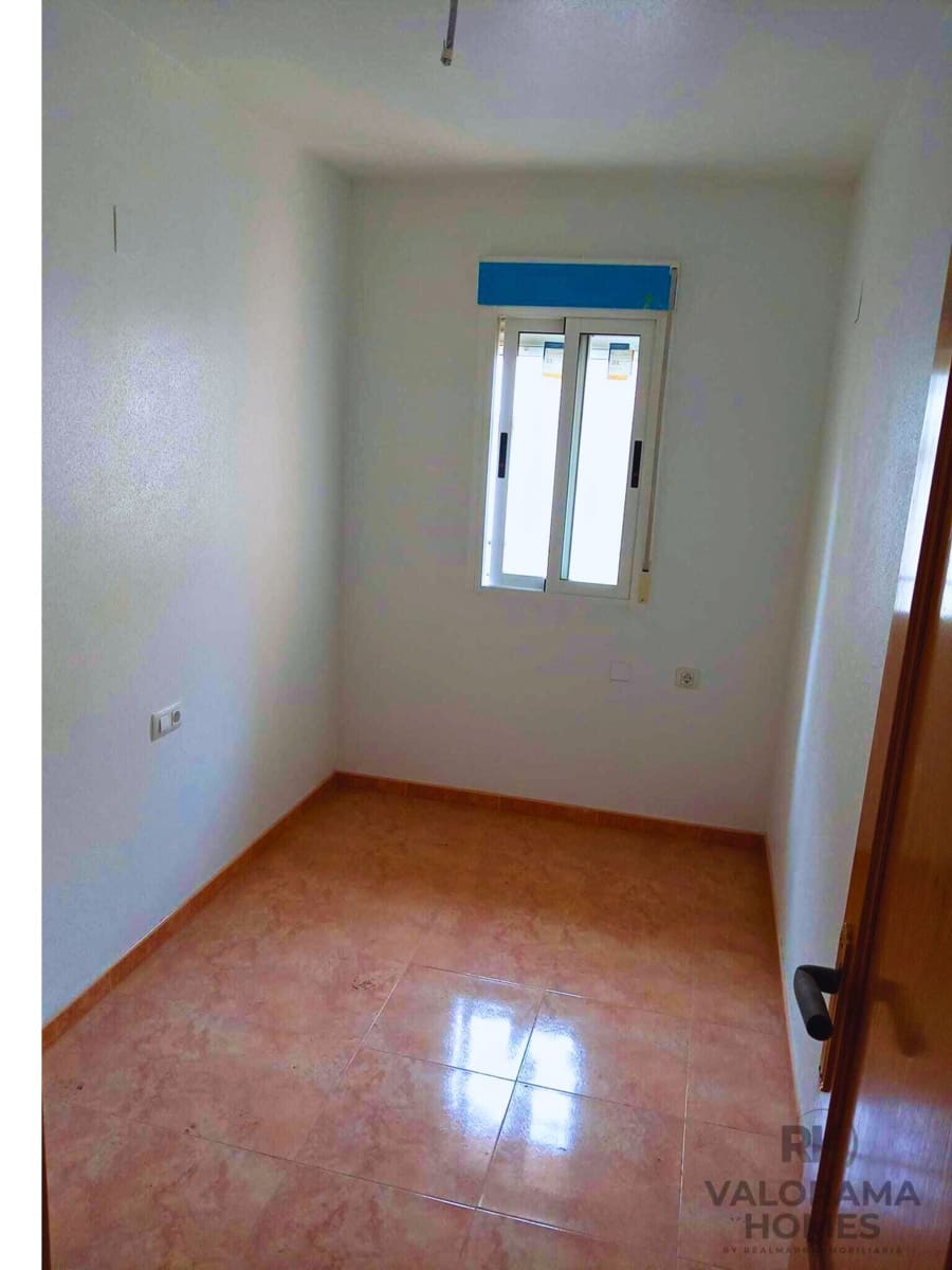 4 sovrum Lägenhet till salu i Abaran - 120 000 € (Ref: 9453422)