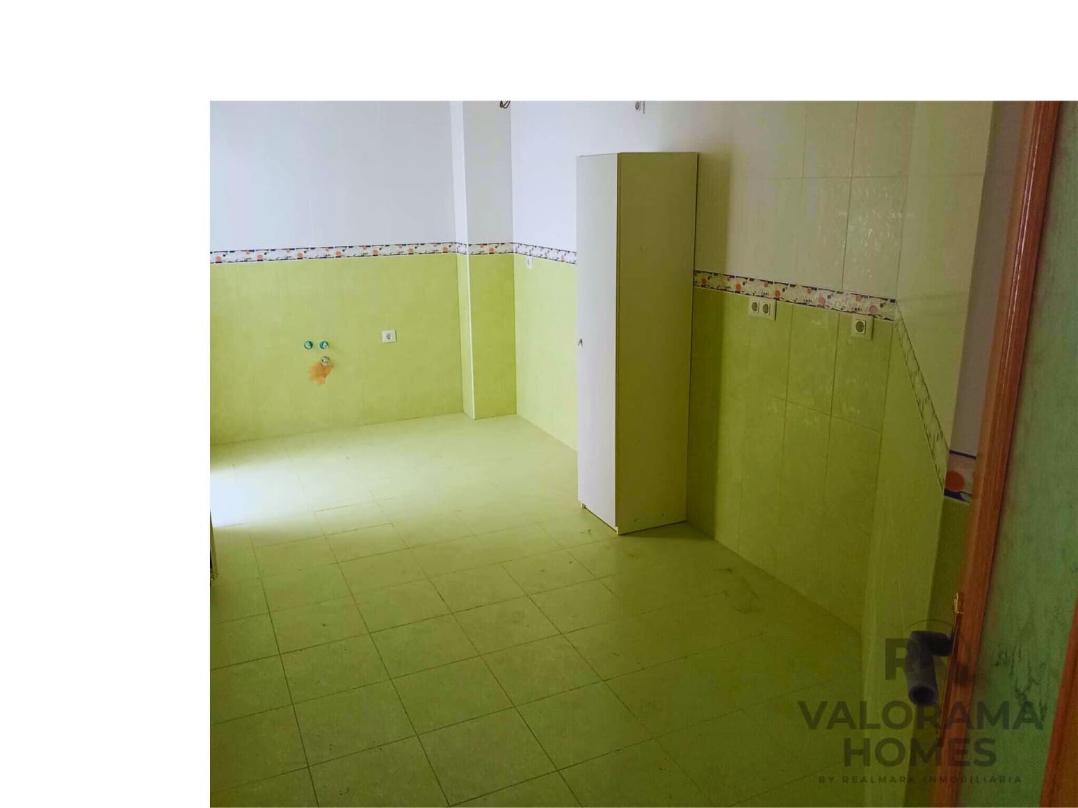 4 sovrum Lägenhet till salu i Abaran - 120 000 € (Ref: 9453422)