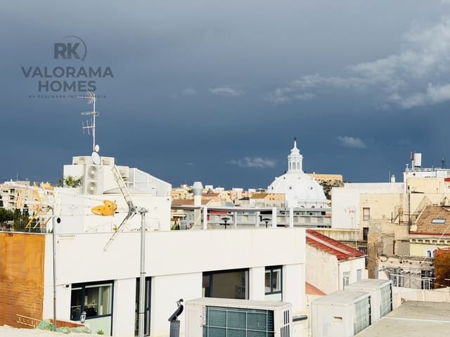 2 slaapkamer Flat te koop in Cartagena Ciudad, Cartagena - € 250.000 (Ref: 9481430)