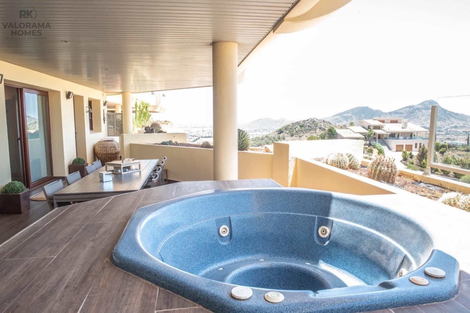 3 makuuhuone Asunto myytävänä paikassa Atamaria mukana 
autotalli - 595 000 € (Ref: 9585022)