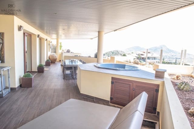 3 makuuhuone Asunto myytävänä paikassa Atamaría, Cartagena mukana 
autotalli - 595 000 € (Ref: 9585022)