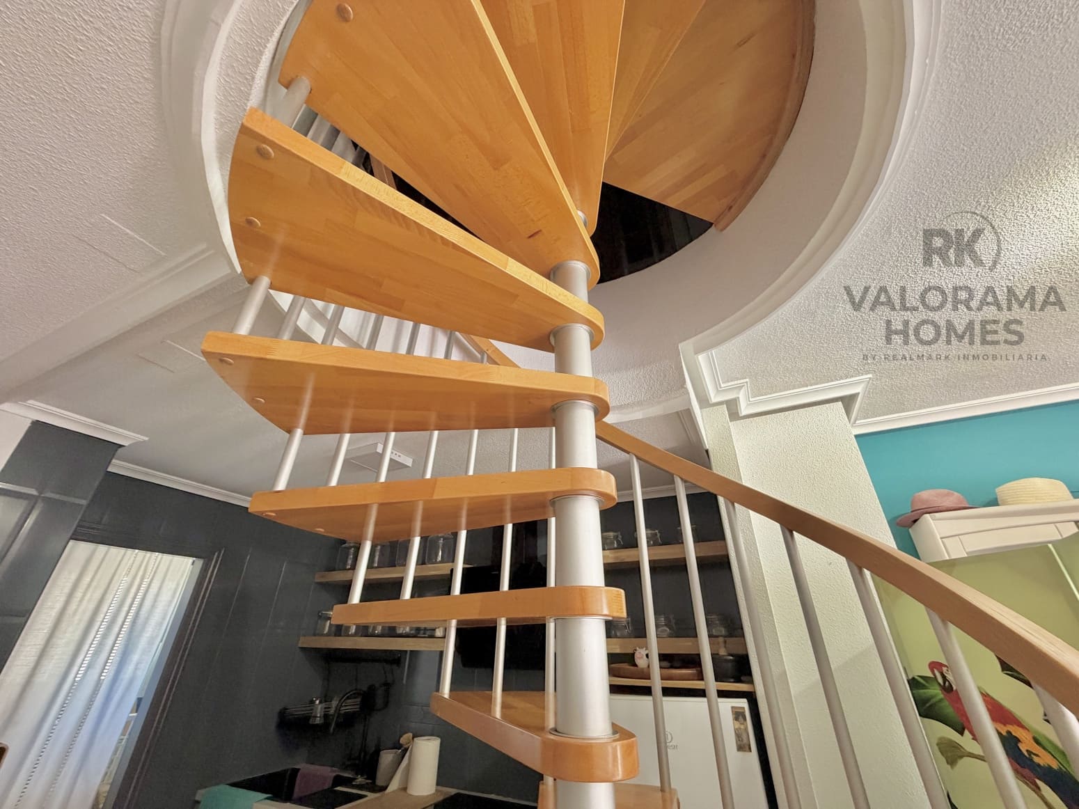 2 makuuhuone Asunto myytävänä paikassa Cala Flores mukana uima-altaan 
autotalli - 240 000 € (Ref: 9601341)