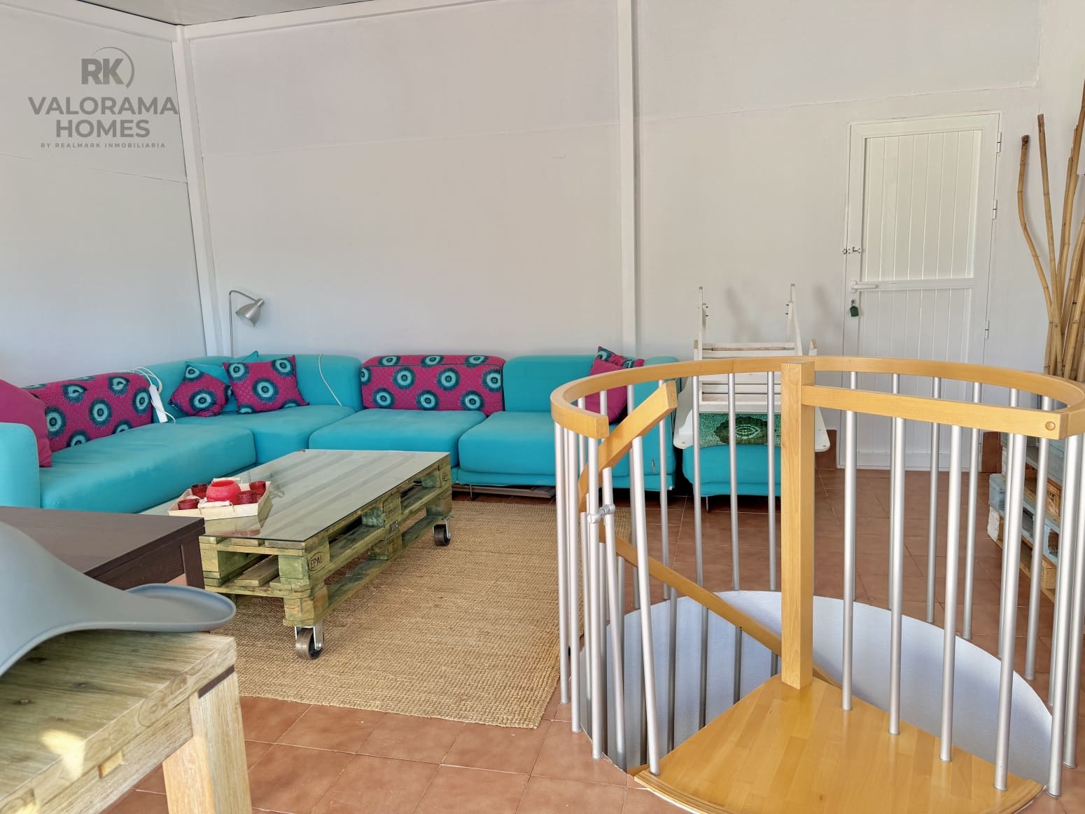 2 makuuhuone Asunto myytävänä paikassa Cala Flores mukana uima-altaan 
autotalli - 240 000 € (Ref: 9601341)