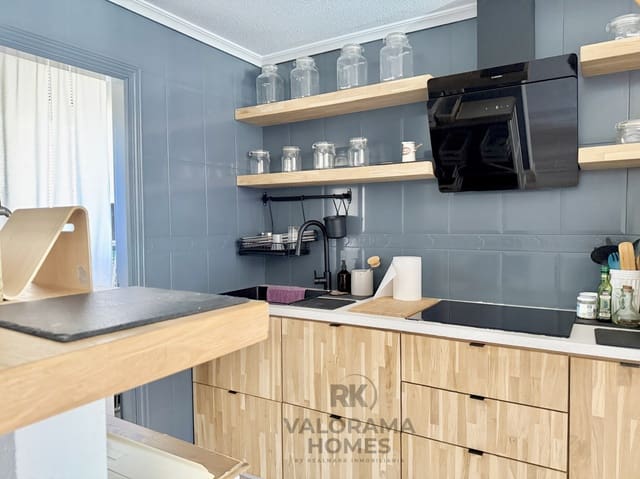 2 makuuhuone Asunto myytävänä paikassa Cala Flores, Cartagena mukana uima-altaan 
autotalli - 240 000 € (Ref: 9601341)