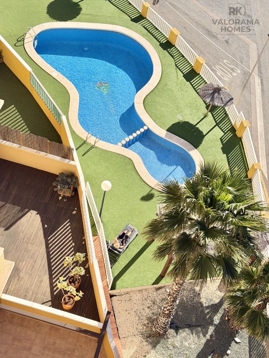 2 makuuhuone Asunto myytävänä paikassa Cala Flores mukana uima-altaan 
autotalli - 240 000 € (Ref: 9601341)