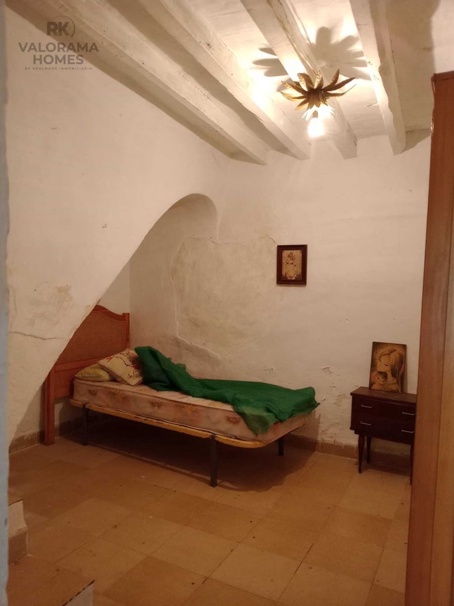 3 bedroom Villa for sale in Cartagena - € 78,000 (Ref: 9606382)