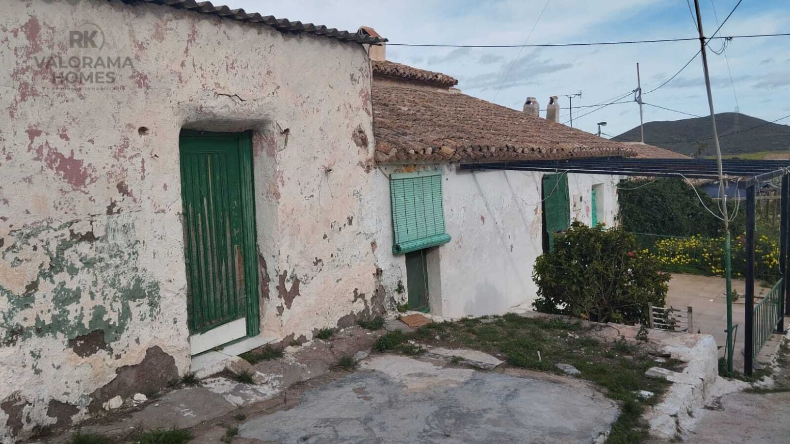 3 bedroom Villa for sale in Cartagena - € 78,000 (Ref: 9606382)