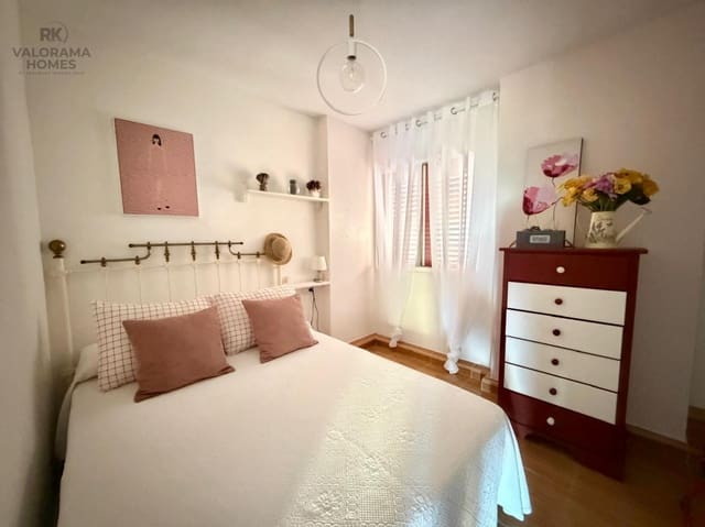 3 chambre Appartement à vendre à La Manga del Mar Menor avec garage - 225 000 € (Ref: 9635003)
