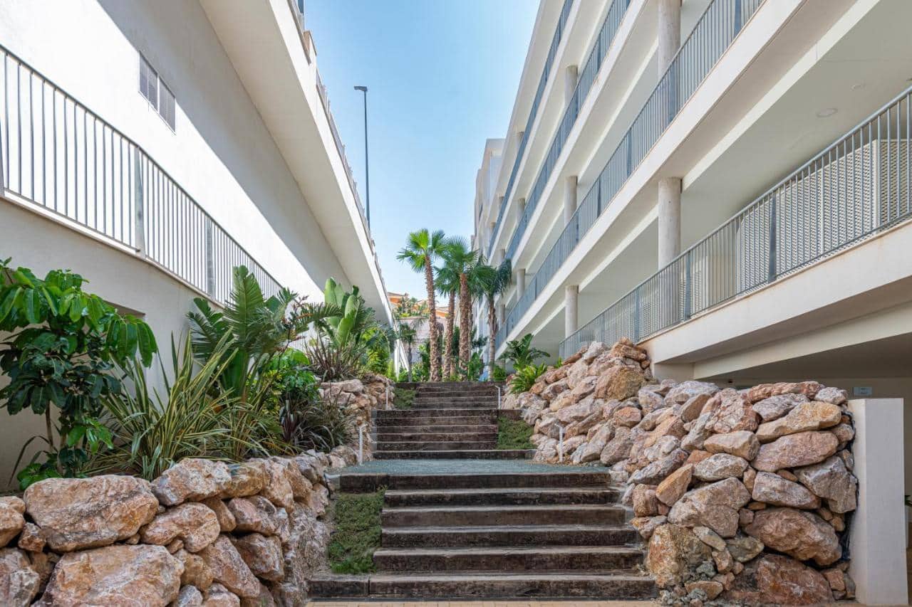3 bedroom Apartment for sale in Benalmadena with pool - € 1,349,000 (Ref: 9271555)