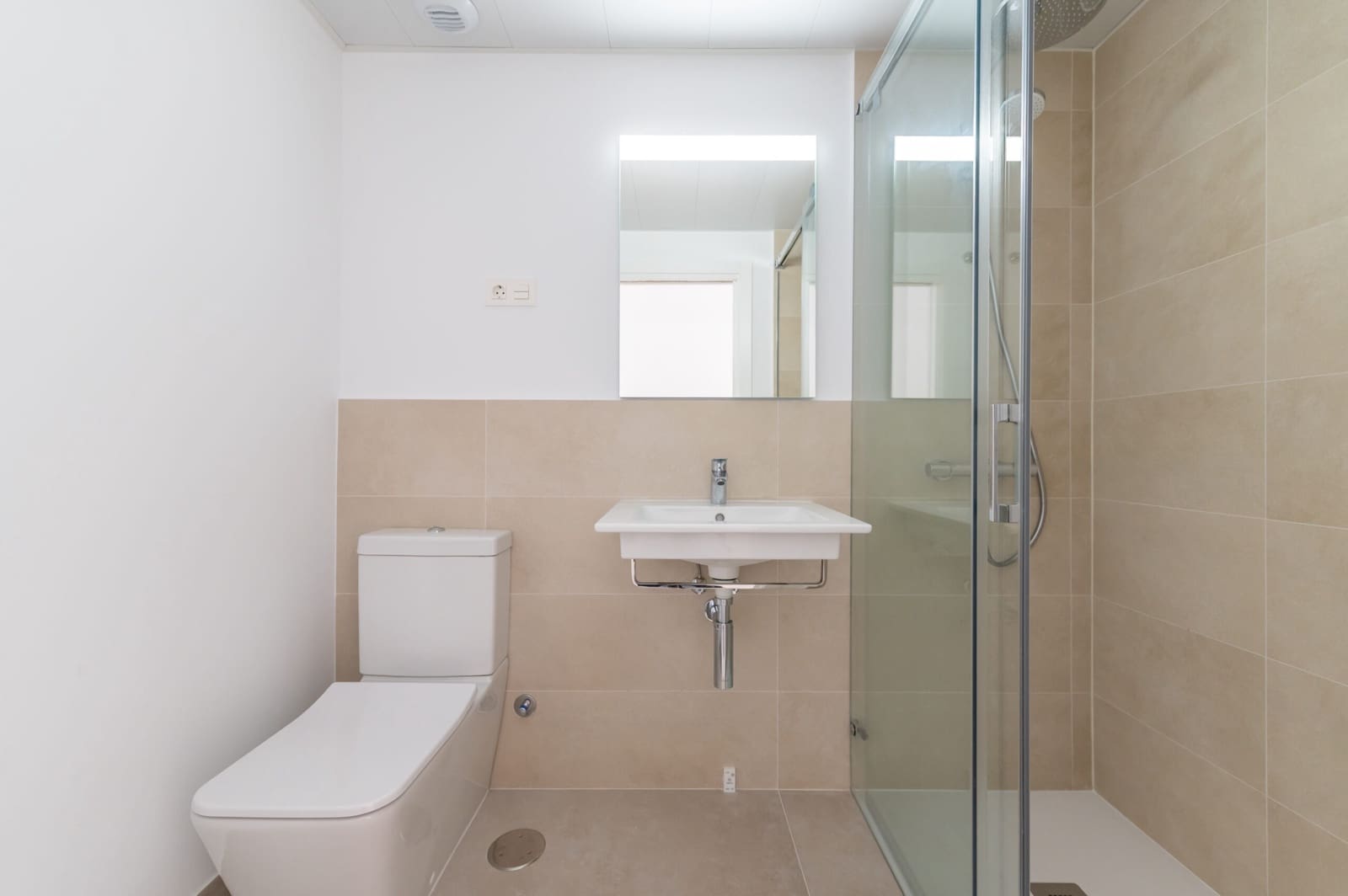 3 bedroom Apartment for sale in Benalmadena with pool - € 1,349,000 (Ref: 9271555)