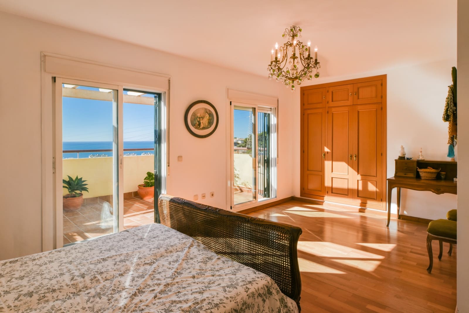 5 makuuhuone Omakotitalo myytävänä paikassa Malaga kaupunki mukana uima-altaan - 875 000 € (Ref: 9357799)