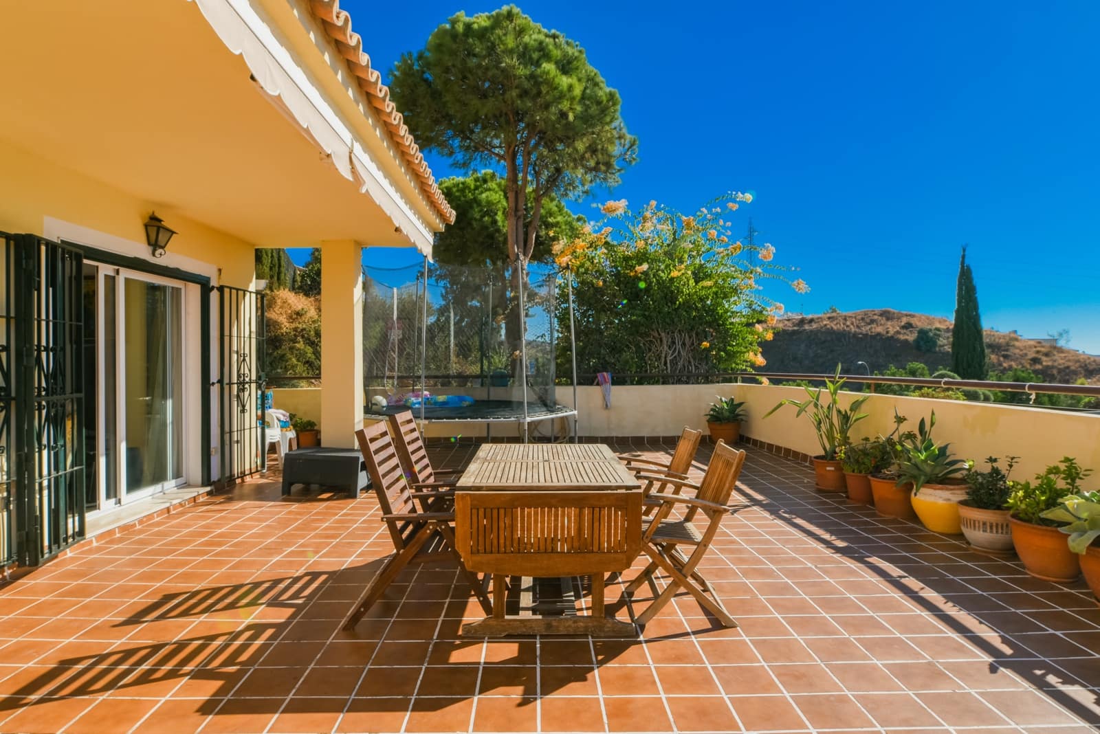 5 makuuhuone Omakotitalo myytävänä paikassa Malaga kaupunki mukana uima-altaan - 875 000 € (Ref: 9357799)