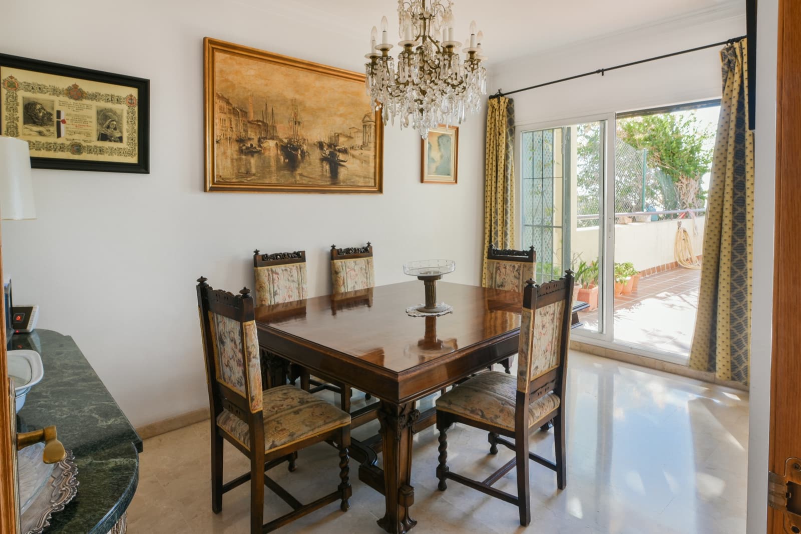 5 makuuhuone Omakotitalo myytävänä paikassa Malaga kaupunki mukana uima-altaan - 875 000 € (Ref: 9357799)